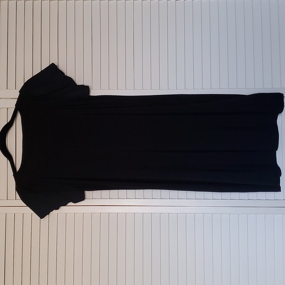 Daisy Fuentes | Little Black Dress - Picture 1 of 3